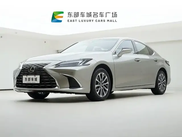 Lexus ES 2025 200 Ultimate Edition