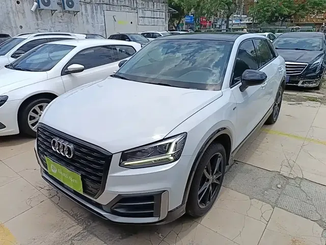 Audi Q2L 2021 35 TFSI Progressive Dynamic