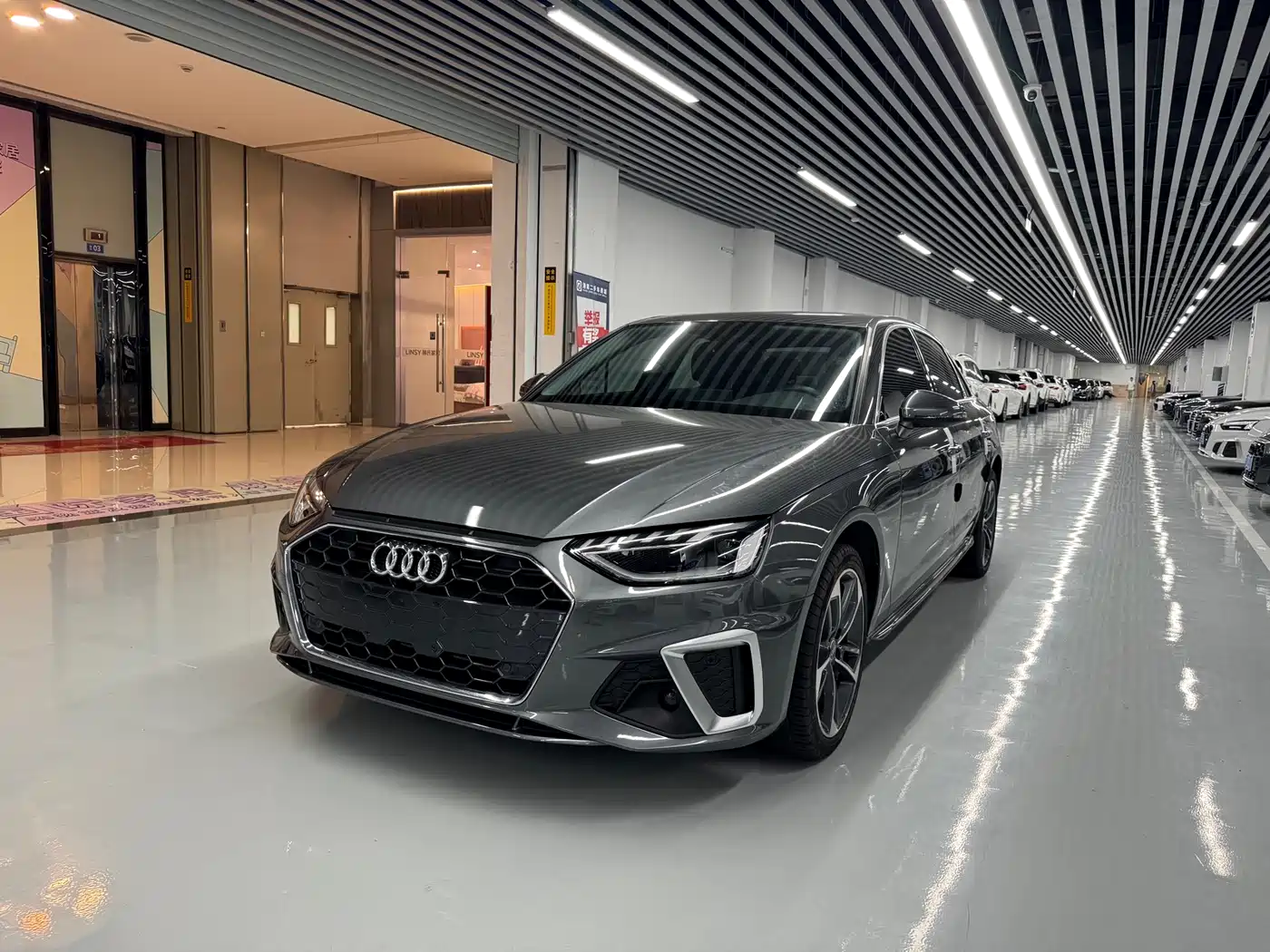 Audi A4L 2022 40 TFSI Fashion Dynamic