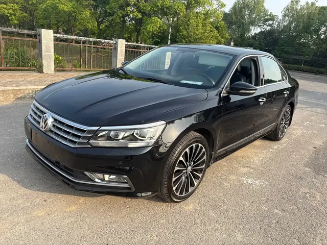 Volkswagen Passat 2017 330TSI DSG Luxury