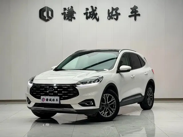 Ford Escape 2020 EcoBoost 245 AWD Premium Edition