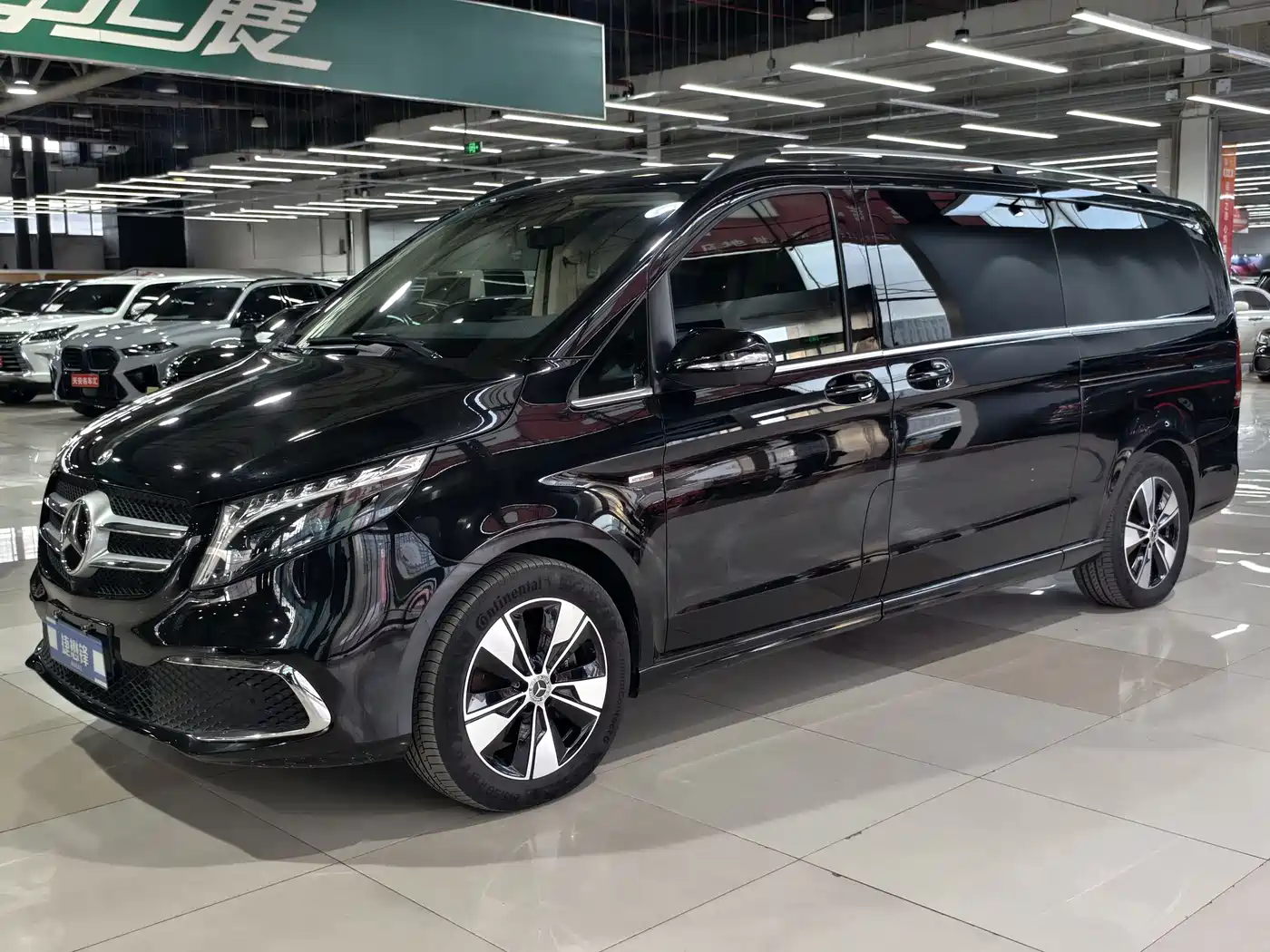 Mercedes-Benz V-Class 2022 V 260 L Long Wheelbase Prestige Edition