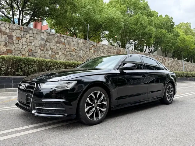 Audi A6L 2018 30th Anniversary 35 TFSI Fashion