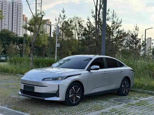 Changan Qiyuan A05 2025 Model True Fragrance Edition 70 Surpass