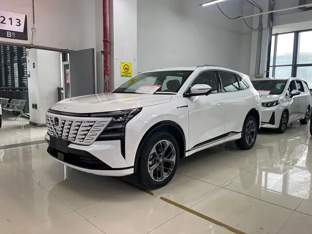 Changan CS75 PLUS 2025 4th Gen 1.5T New Blue Whale Smart Premium