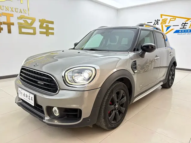 MINI COUNTRYMAN 2019 1.5T COOPER ALL4 Classic Weekend Travel