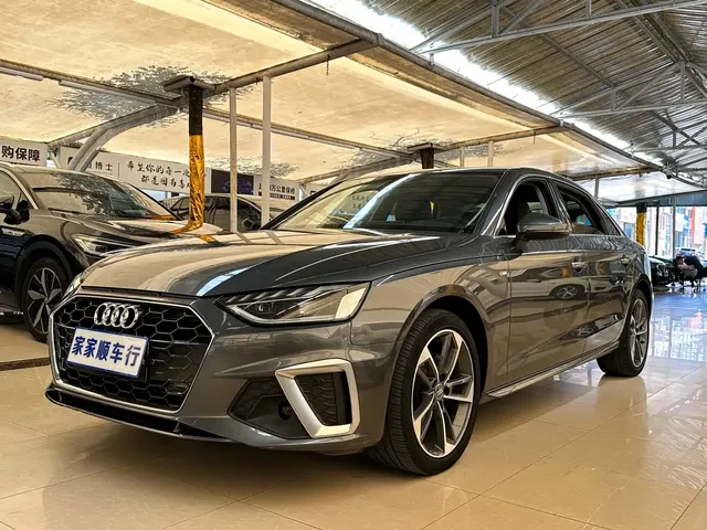 Audi A4L 2022 40 TFSI Fashion Dynamic