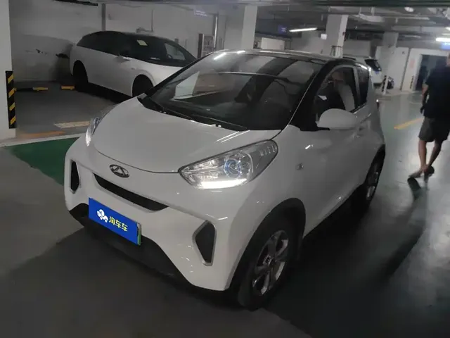 QQ New Energy Little Ant 2018 400 4-Seater Premium Smart Edition