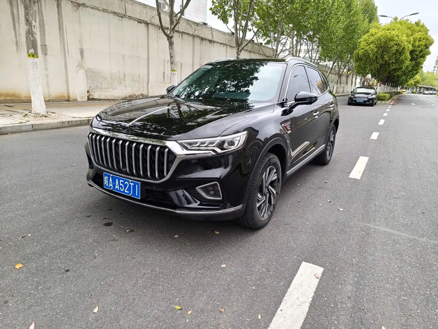 Hongqi HS5 2022 2.0T Smart Connect Premium Edition
