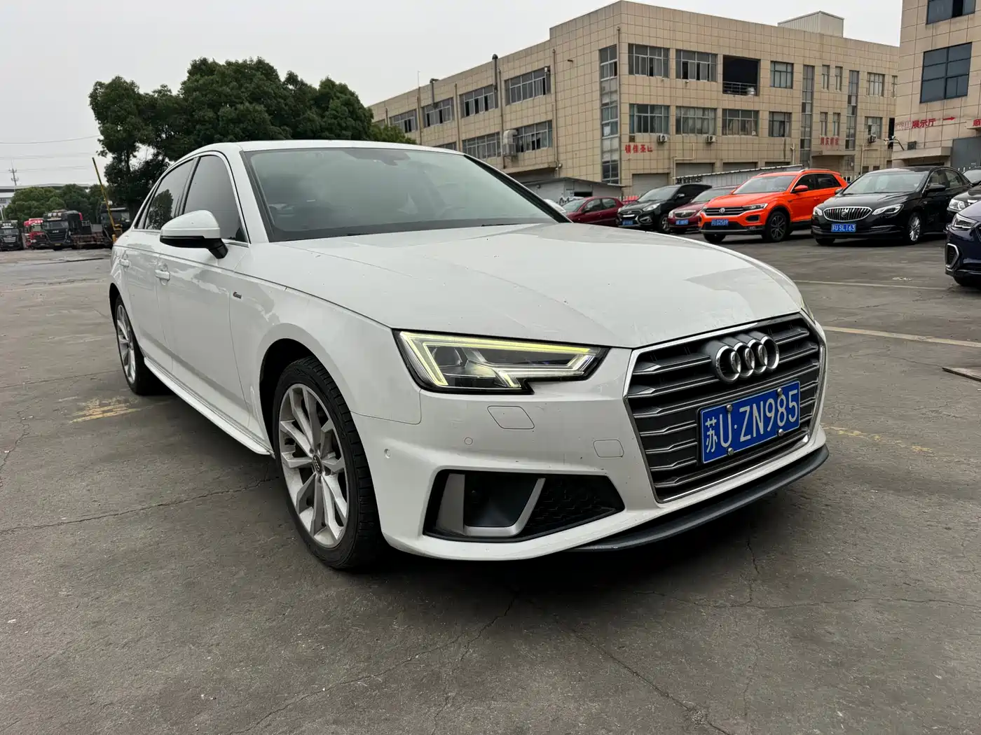 Audi A4L 2019 40 TFSI Fashion (China VI)