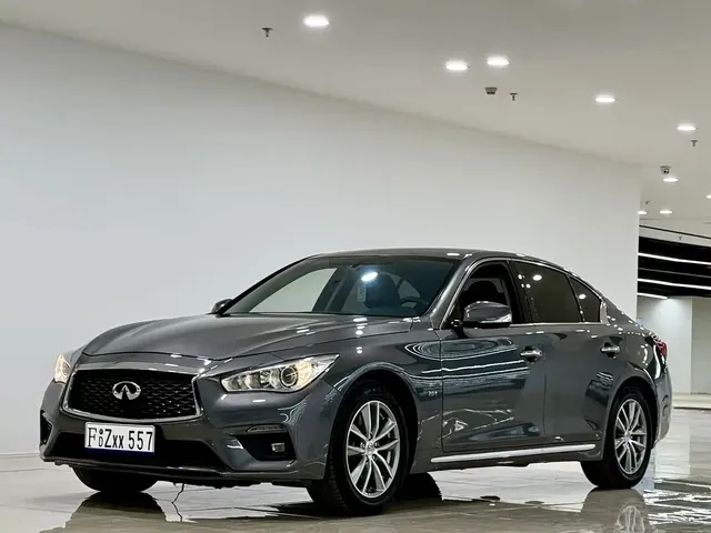 Infiniti Q50L 2018 2.0T Comfort (China VI)