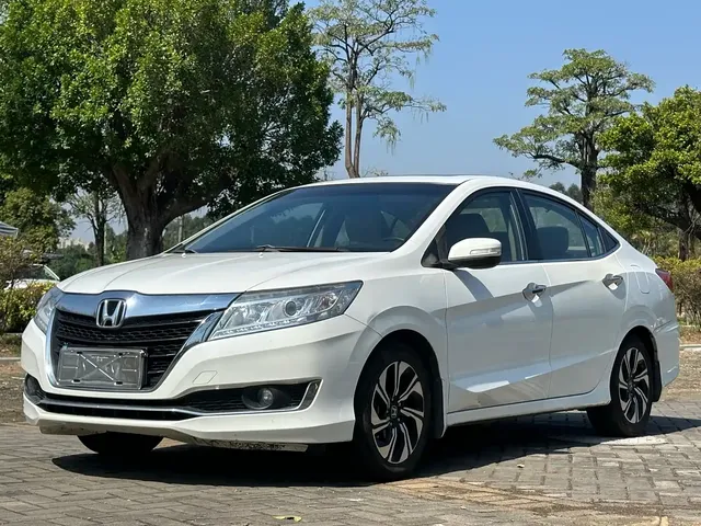 Honda Lingpai 2016 1.8L CVT Luxury Edition