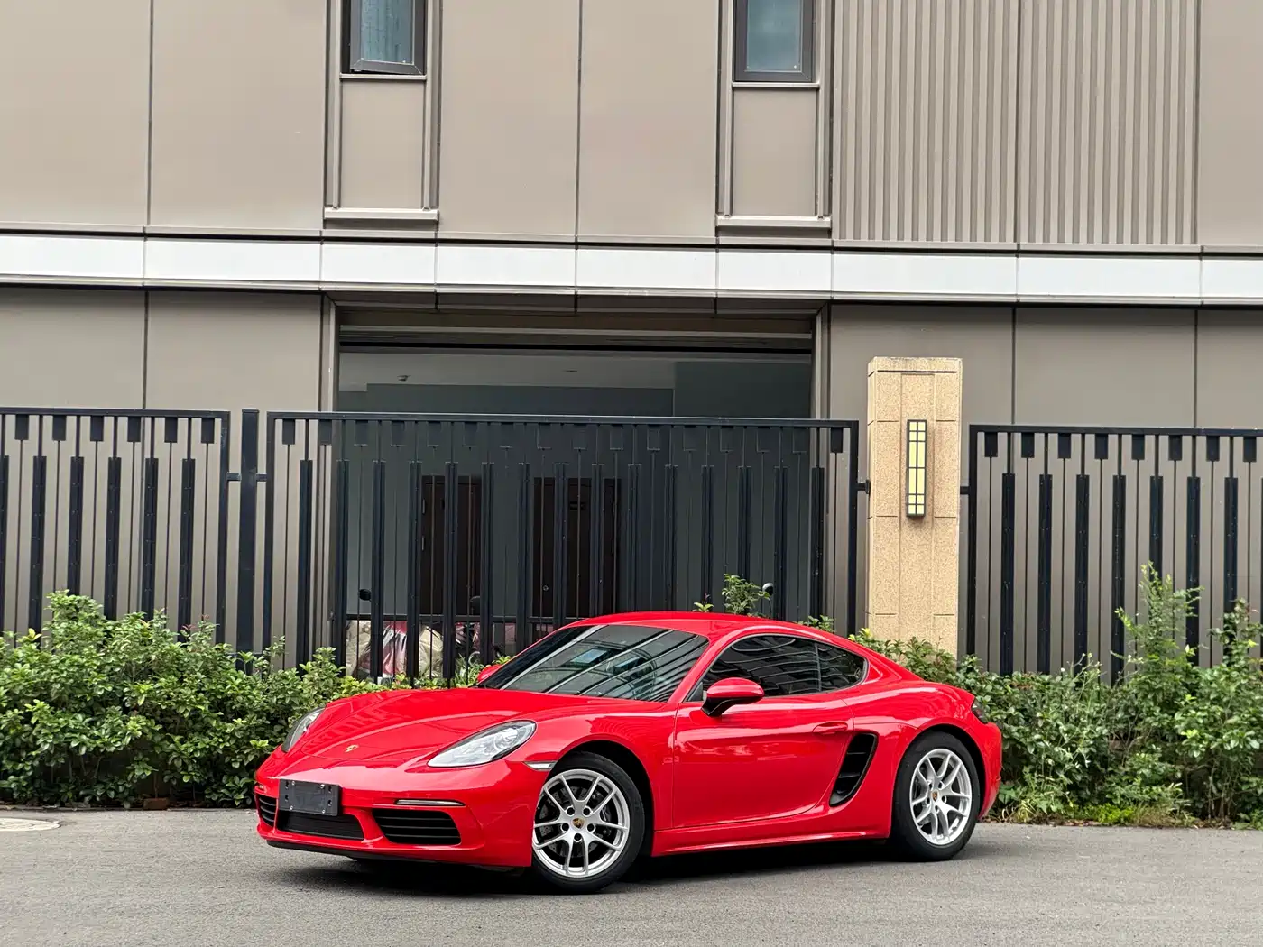 Porsche 718 2018 Cayman 2.0T