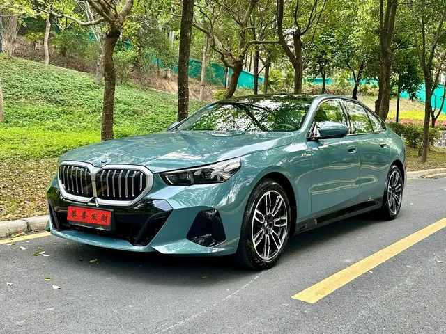 BMW 5 Series (Import) 2024 Model 525i M Sport Package