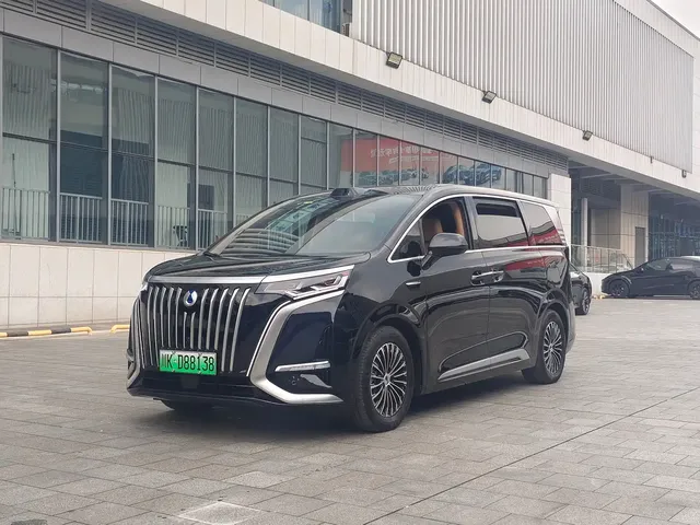 Denza D9 2025 EV Smart Drive Edition 600 AWD Luxury