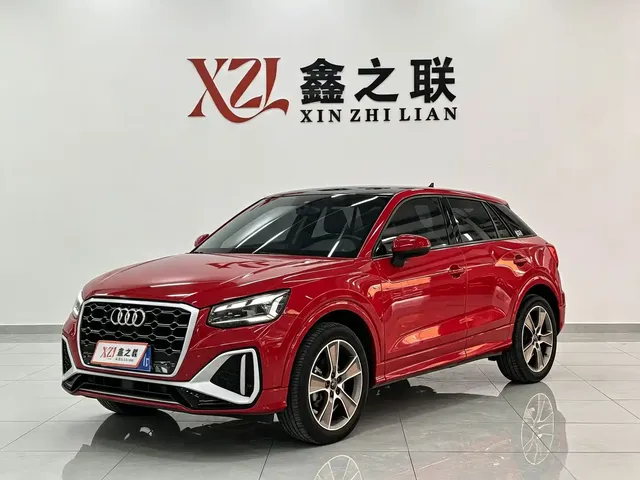Audi Q2L 2022 35 TFSI Fashion Elegance