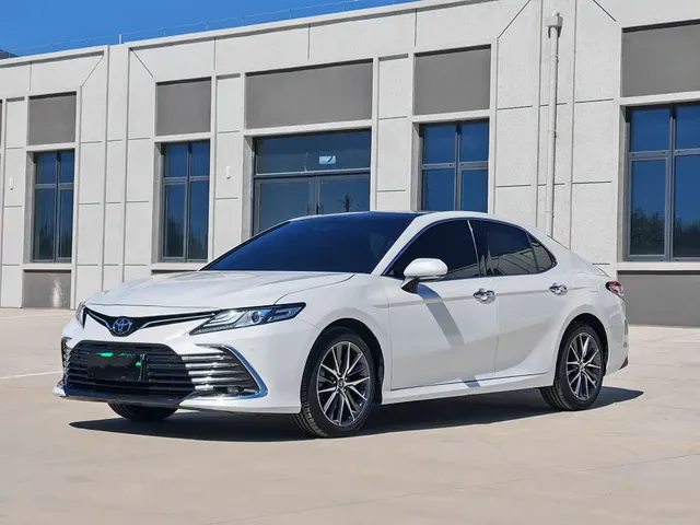 Toyota Camry 2021 2.5G Luxury Edition