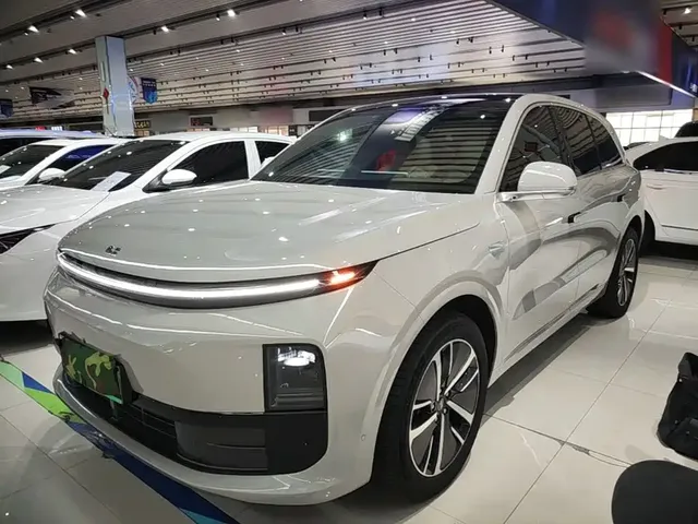 Li Auto L6 2024 Pro