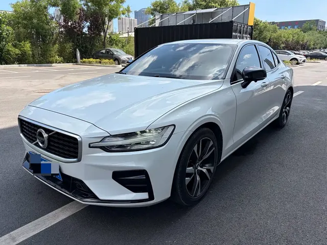 Volvo S60 2020 T4 Momentum Sport Edition
