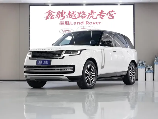 Land Rover Range Rover 2024 3.0 L6 400PS Golden Age Extended