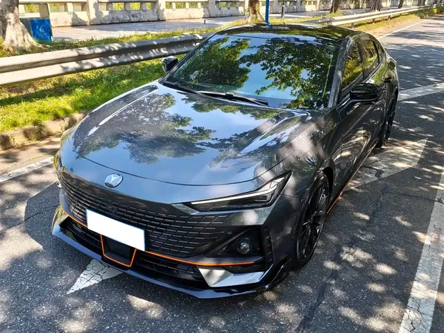 Changan UNI-V 2022 1.5T Sport Edition