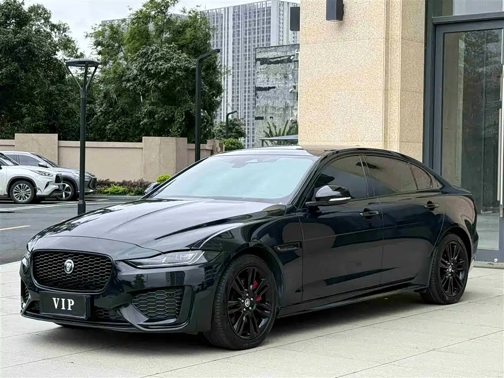 Jaguar XEL 2024 Model 2.0T 250PS R-DYNAMIC S Gloss Black Sport Edition