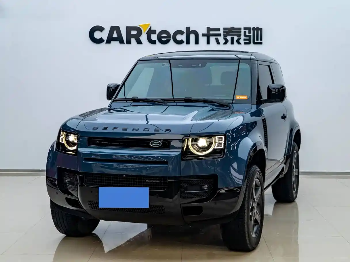 Land Rover Defender 2022 Model 90 2.0T P300 SE