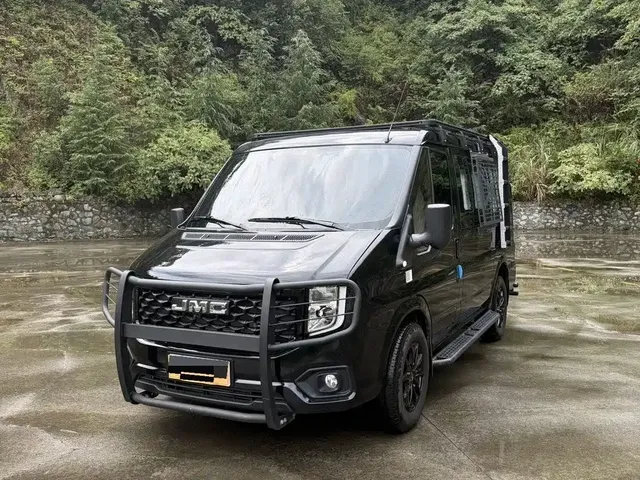 Jiangling JMC Fushun 2023 2.0T Automatic Short Wheelbase Low Roof Commercial MPV 6 Seats (Liftgate)