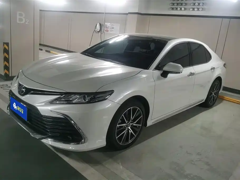 Toyota Camry 2023 2.5G Luxury Edition