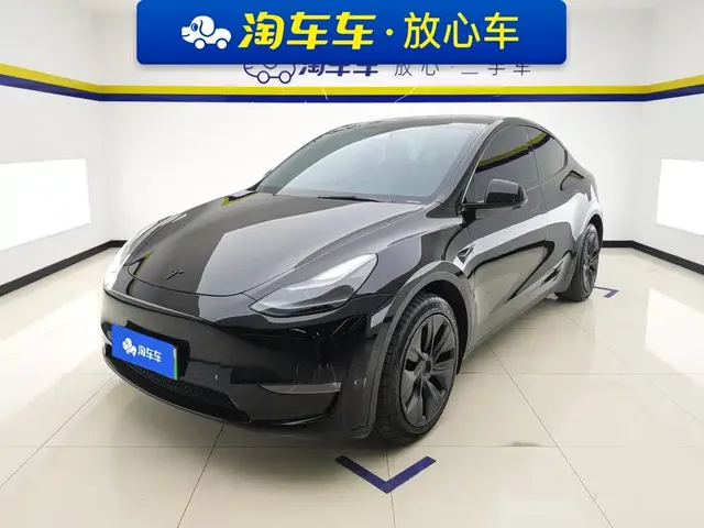 Tesla Model Y 2023 Long Range All-Wheel Drive Edition