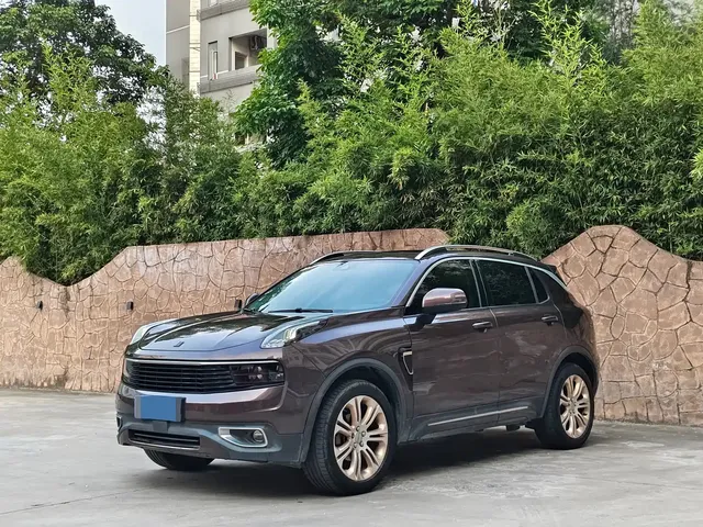 Lynk & Co 01 2017 2.0T 2WD Pro Version