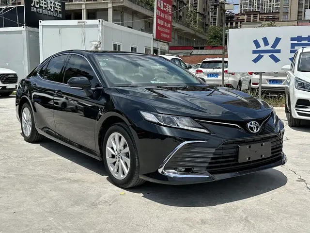 Toyota Camry 2023 2.0GVP Leading Edition