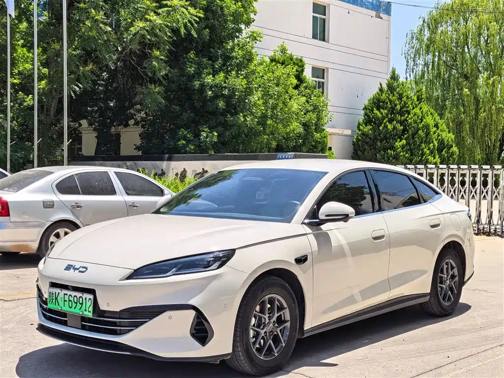 BYD Seal 06 New Energy 2025 DM-i Smart Drive 80KM Luxury