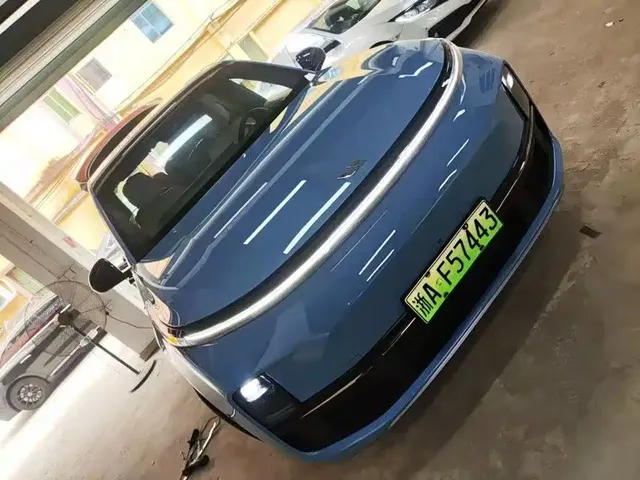 Li Auto Li L8 2023 Pro
