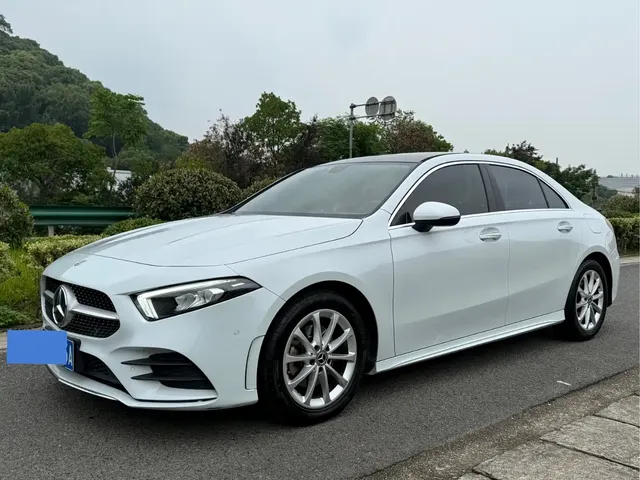 Mercedes-Benz A-Class 2021 A 200 L Sport Sedan Fashion Edition