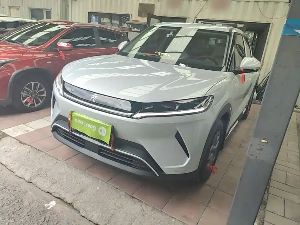 BYD Yuan UP 2025 Model 301KM Navigator