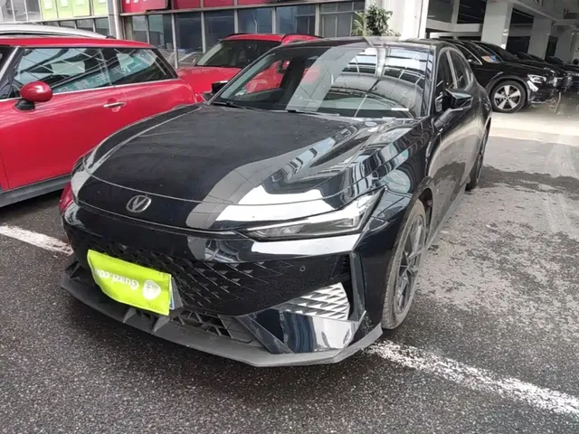 Changan UNI-V 2024 1.5T Deluxe