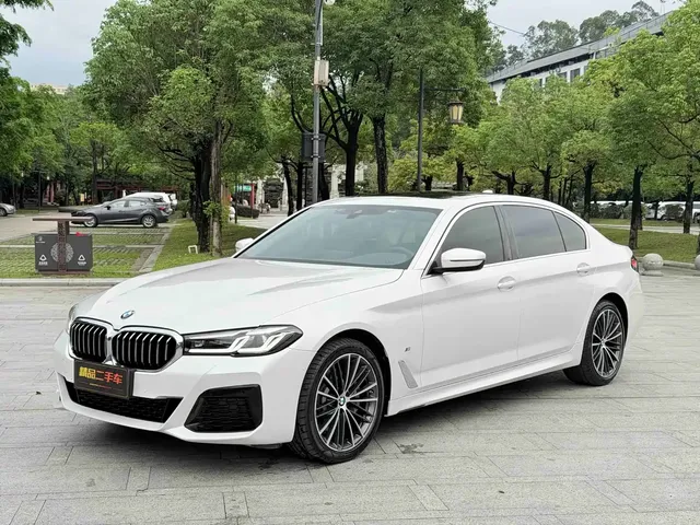 BMW 5 Series 2022 Facelift 530Li Leading M Sport Package