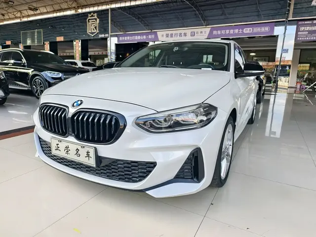 BMW 1 Series 2021 120i M Sport