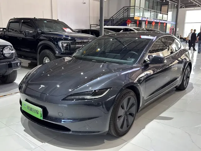 Tesla Model 3 2023 Rear-Wheel Drive