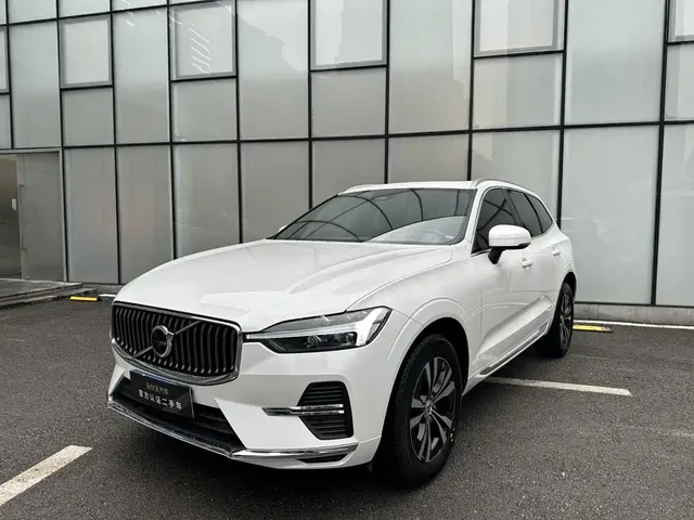 Volvo XC60 2025 B5 AWD Smart Luxury Edition