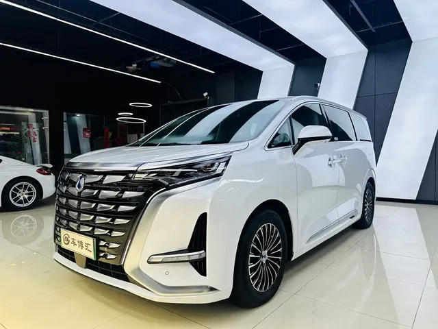 Denza D9 2024 DM-i 980 AWD Prestige