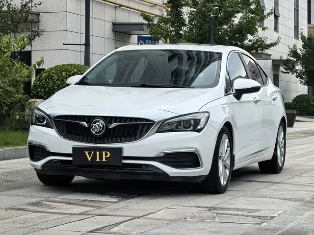 Buick Verano 2018 Sedan 20T Dual Clutch Leading