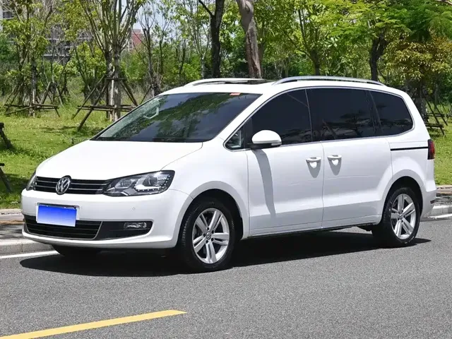 Volkswagen Sharan 2018 Facelift 380TSI Comfort 7-Seater