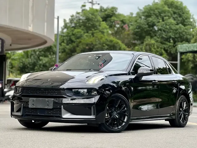 Lynk & Co 03 2021 2.0TD Auto Jin Champion Edition