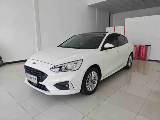 Ford Focus 2020 Sedan EcoBoost 180 Automatic Sharp Trend Type