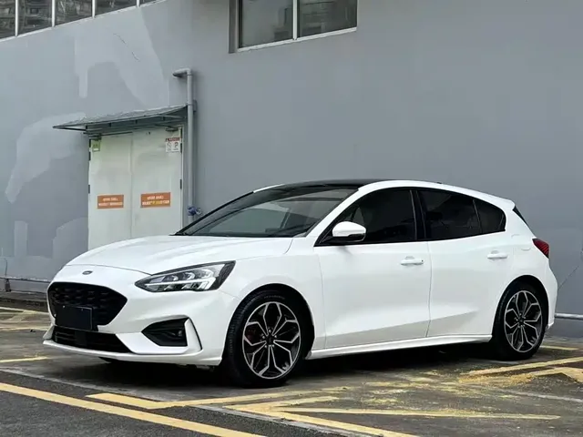 Ford Focus 2020 Hatchback EcoBoost 180 Automatic ST Line