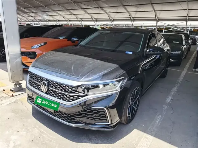 Volkswagen Passat 2026 Outstanding Edition 380TSI Starlight Dragon Soaring Version