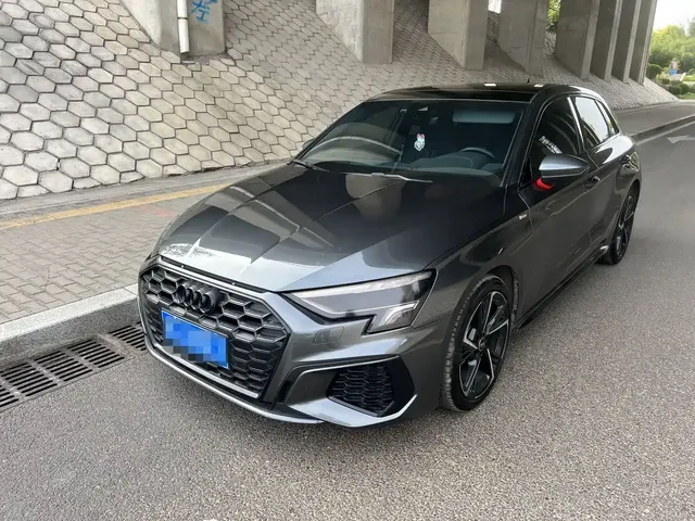 Audi A3 2024 Model Sportback 35 TFSI Fashion Sport