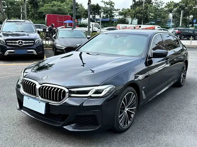 BMW 5 Series 2023 Facelift 530Li Leading M Sport Package